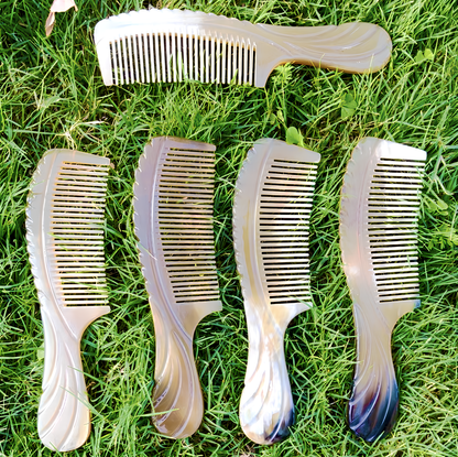 HAND CARVED HORN COMB